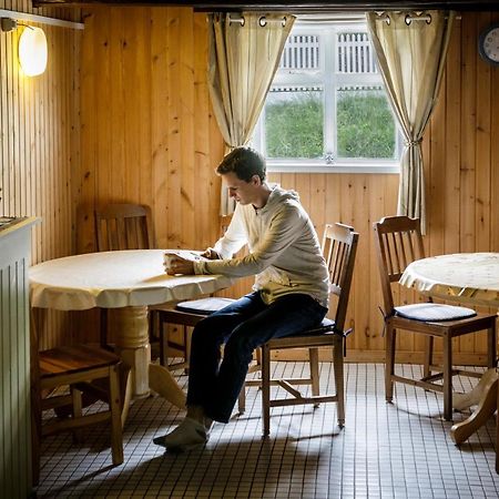 Osar Hostel Tjorn Экстерьер фото